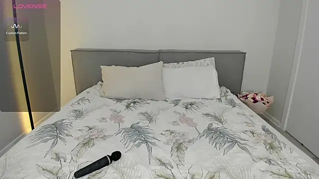 sarahphyllis live cam on StripChat