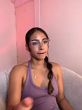 elegant__rouse live cam on StripChat