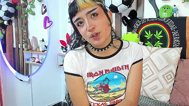 MeowMota_ webcam
