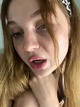 Emaline_Fane webcam