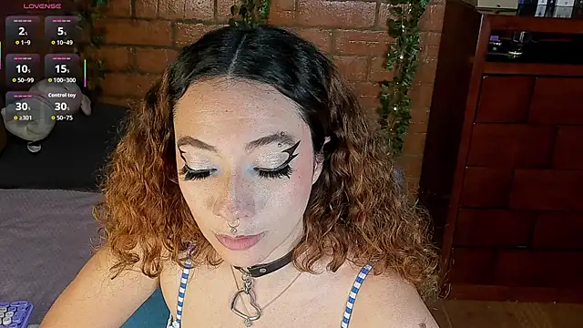 Annycolin_ webcam