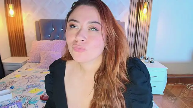 maddy_Bloomm webcam