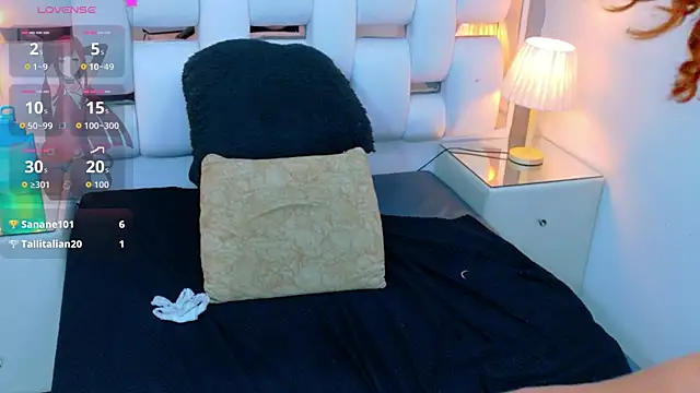 Emma_Lodge webcam