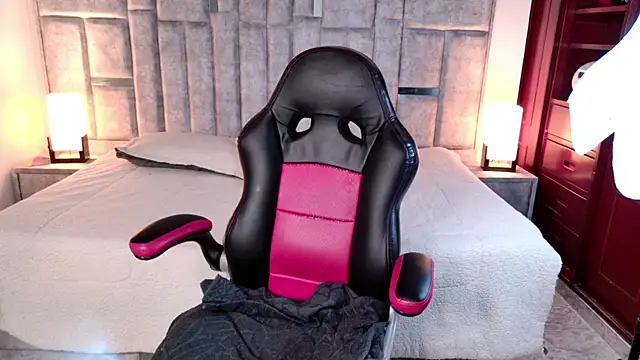 Nyxie_tk webcam