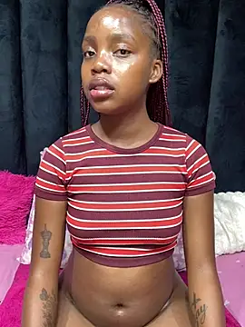 Littlebunny33 webcam