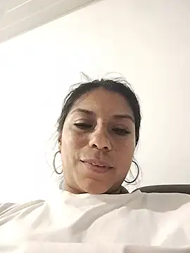 AngelicaStorms webcam