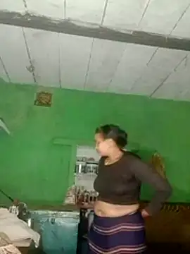 Shivani09900 webcam