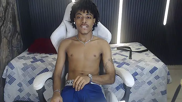 velvetcouple_x live cam on StripChat