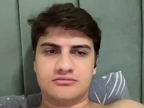 hazel_boy webcam