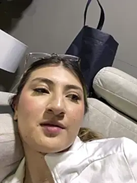 Alanna_DH webcam