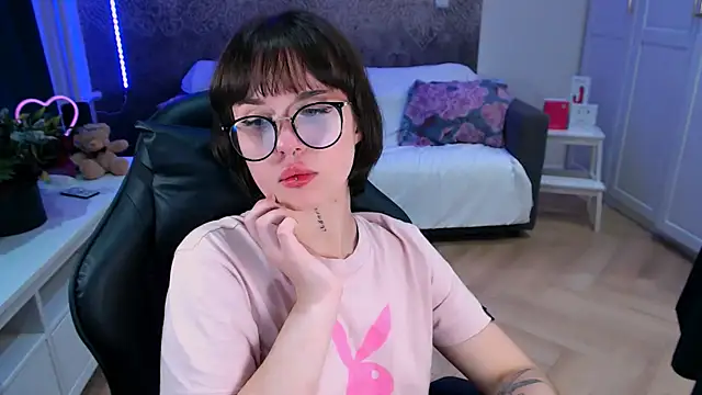 NonaWhyNot webcam