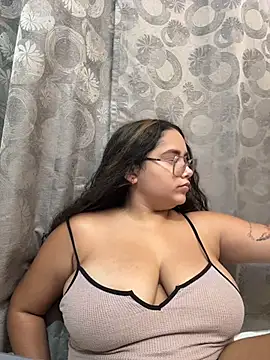 CurlyGirl_1 webcam