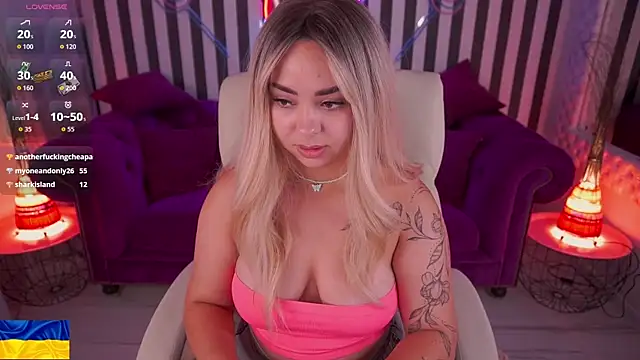 SusieWood webcam
