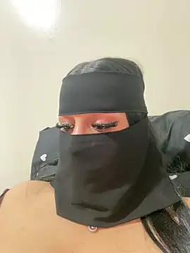 mari_layali webcam