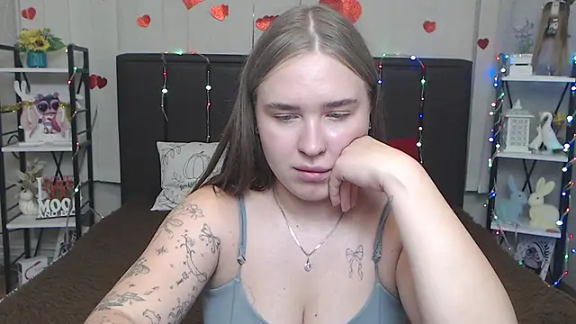 LauraHlot live cam on StripChat