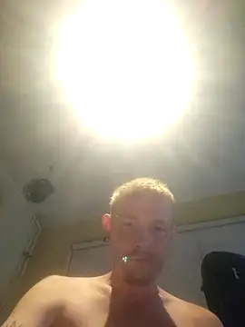 piercingpik webcam