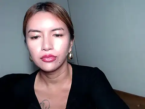 thinker_belle webcam