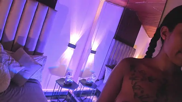 Isis_Moon webcam