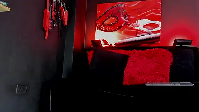 LeahStones webcam