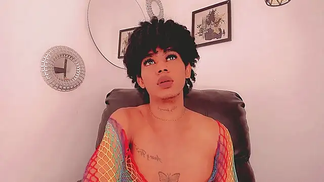 Zendalla_Ebony webcam