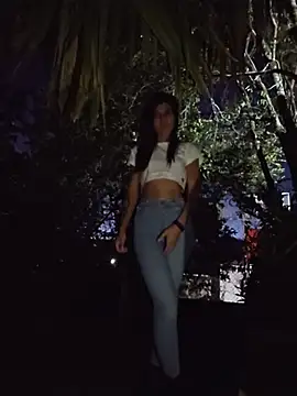 Yuky_ta Live Web Cam Show