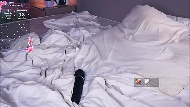 AmparoCilek live webcam