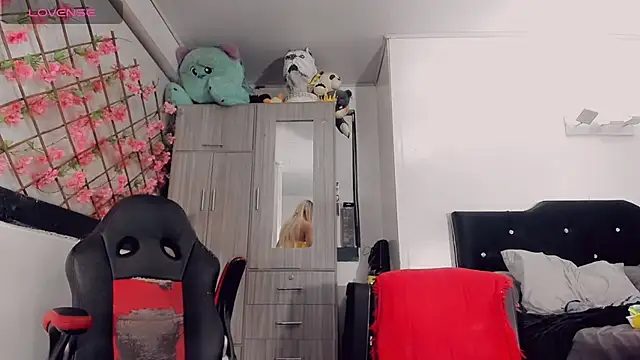 Thiara_veky_ Live Web Cam Show