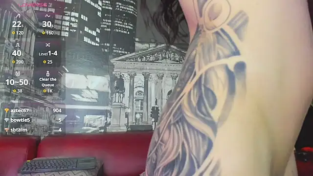 CloeRodriguez live cam on StripChat