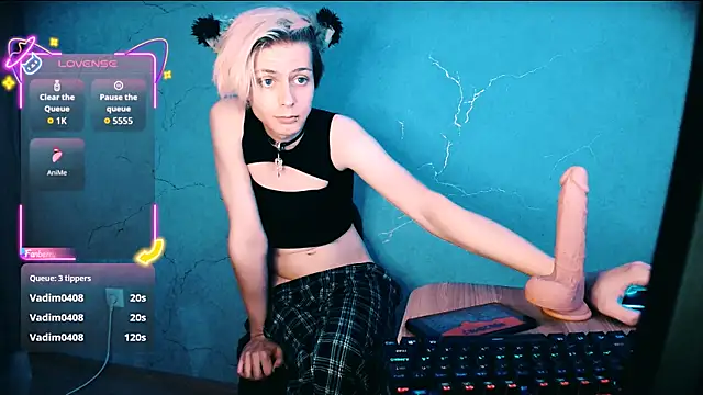 Littlepinkcat live cam on StripChat