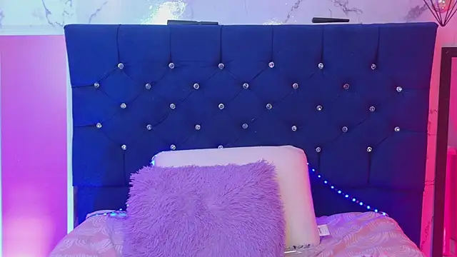 Dakotaa_Johnson webcam