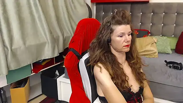 kellyterapy live cam on StripChat