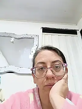miss_hanna07 live cam on StripChat