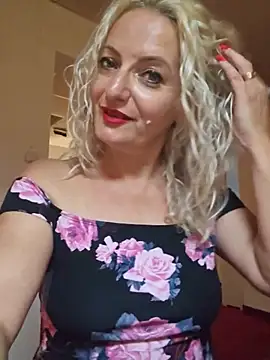 LadyTouch webcam