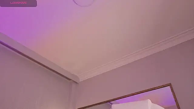 stephany_harlot - Stephany_Harlot's free webcam - UK Sex Cams