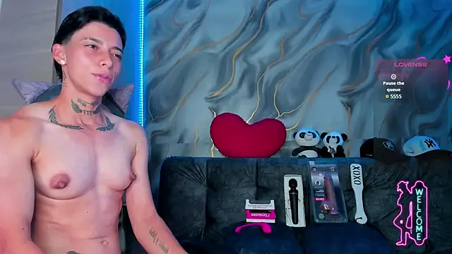 AmberAdams_ live cam on StripChat