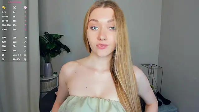 ThanhBuerger live cam on StripChat
