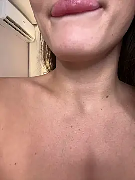 LillyNatty18 webcam