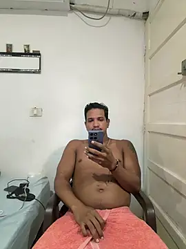 bigdick211292 webcam