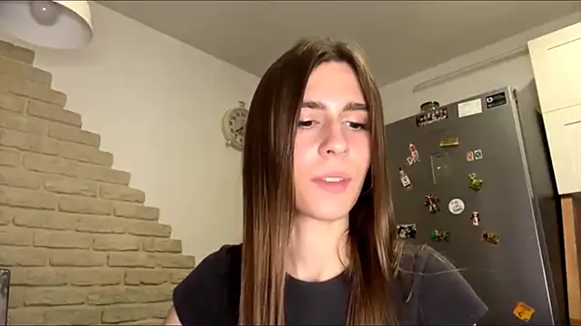 ZaraGuyette webcam