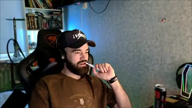 _Serious_Man webcam