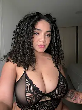Curlyierr webcam