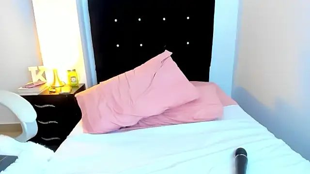 kathyajhonss webcam