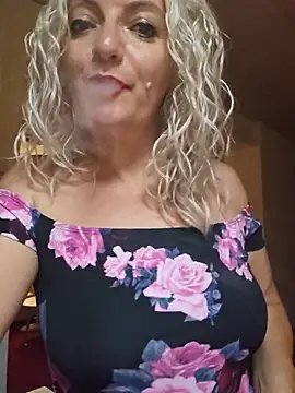 LadyTouch webcam