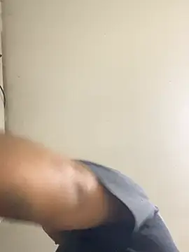 LatinBearX webcam