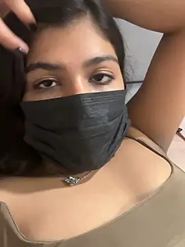YoursAnny_cams webcam