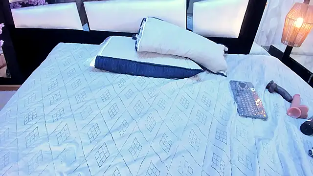 TessaCooper1 webcam