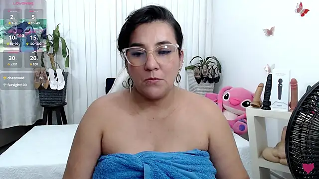 mom_hot__ webcam