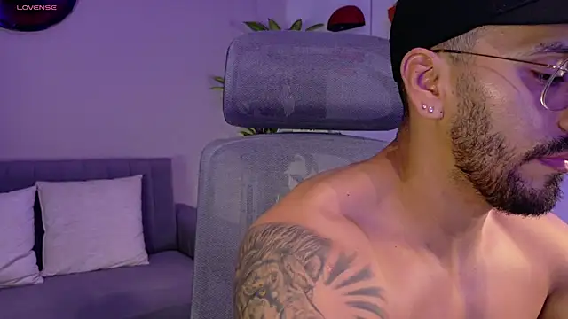 tony_muscle Live Web Cam Show