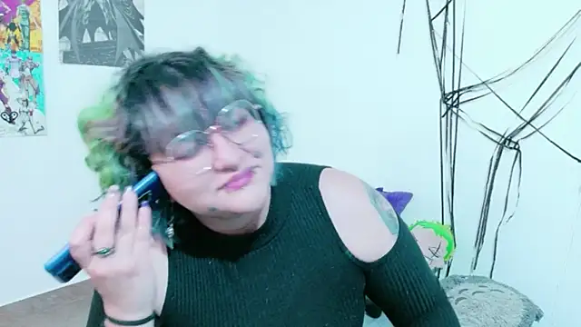 XxGreenGoodxX webcam