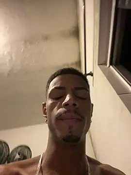 Guzdick Live Web Cam Show